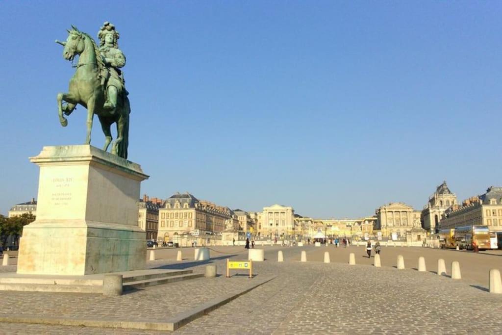 * Le Versaillais*2 min à pied du Château Versalhes Quarto foto